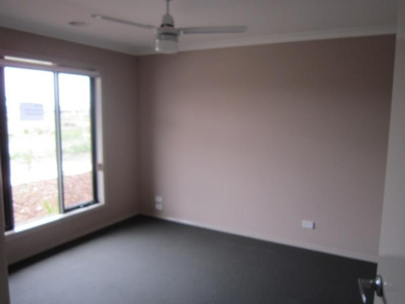 79 Sarissa  St, Lalor VIC 3075