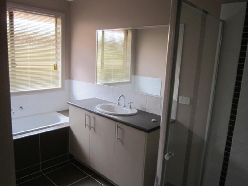 79 Sarissa  St, Lalor VIC 3075