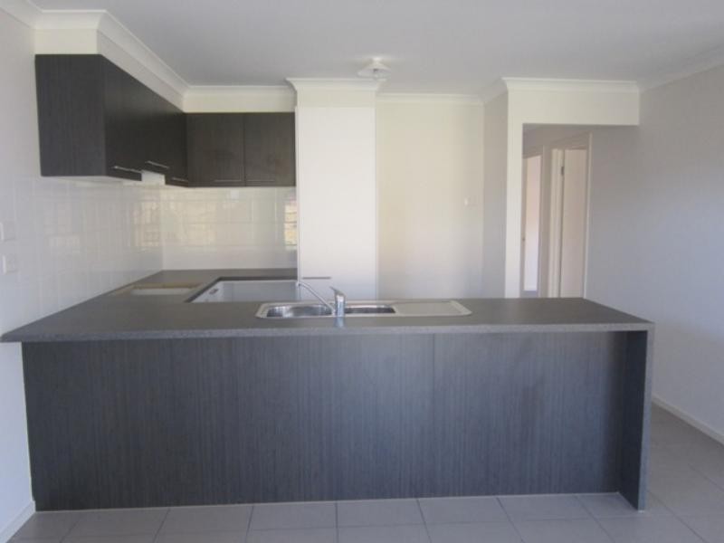 13 Basinview Dr, Tarneit VIC 3029