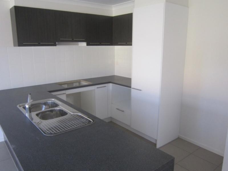 13 Basinview Dr, Tarneit VIC 3029