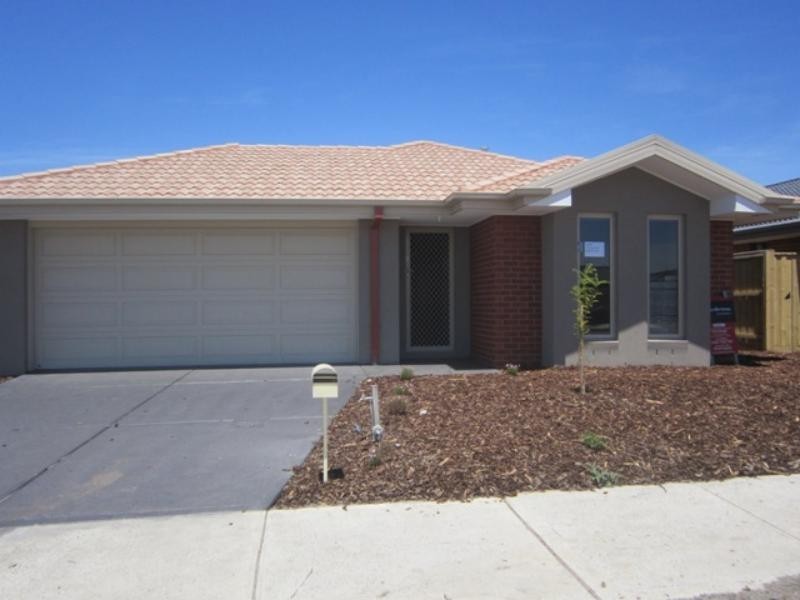 77 Sarissa St, Lalor VIC 3075