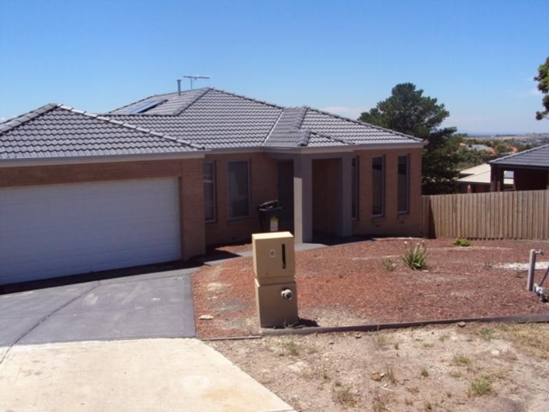 8 Emma Ct, Sunbury VIC 3429