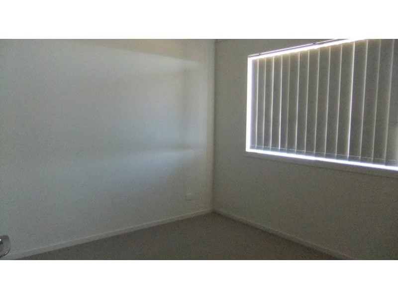 8 Emma Ct, Sunbury VIC 3429