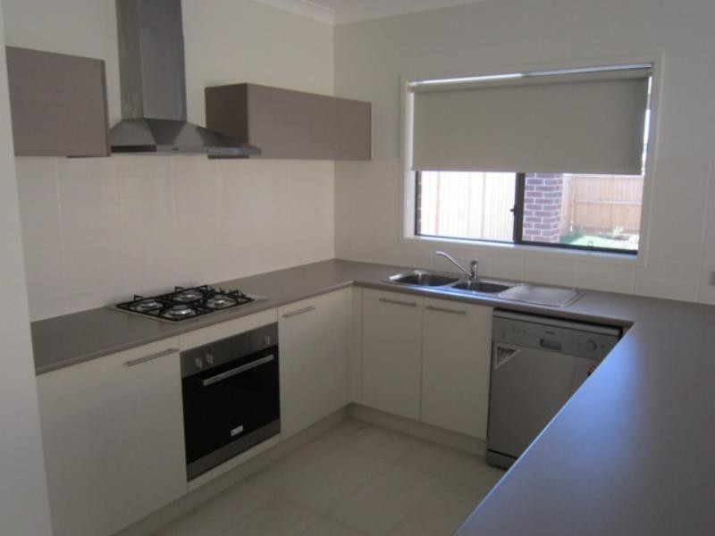 13 Edge View, Point Cook VIC 3030