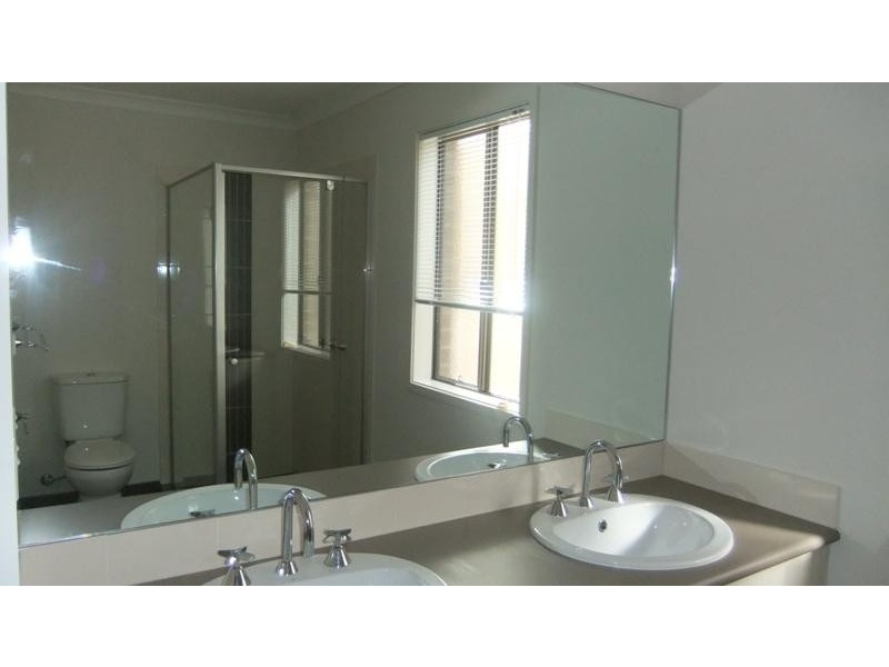 202 Reservoir Rd, Sunbury VIC 3429