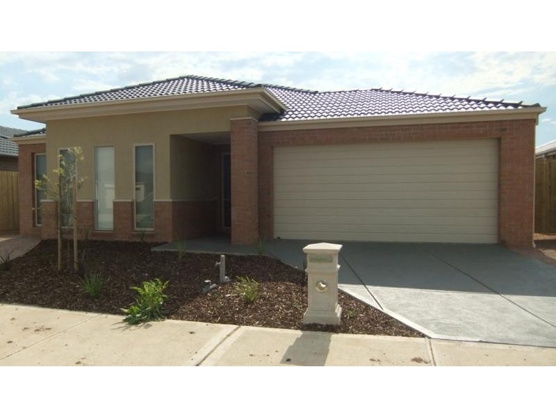 19 Botanical Dr, Truganina VIC 3029
