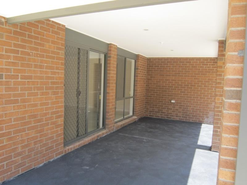 144 Phillip Dr, Sunbury VIC 3429