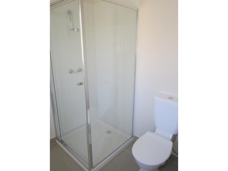 4 Hadlow Ct, Sunbury VIC 3429