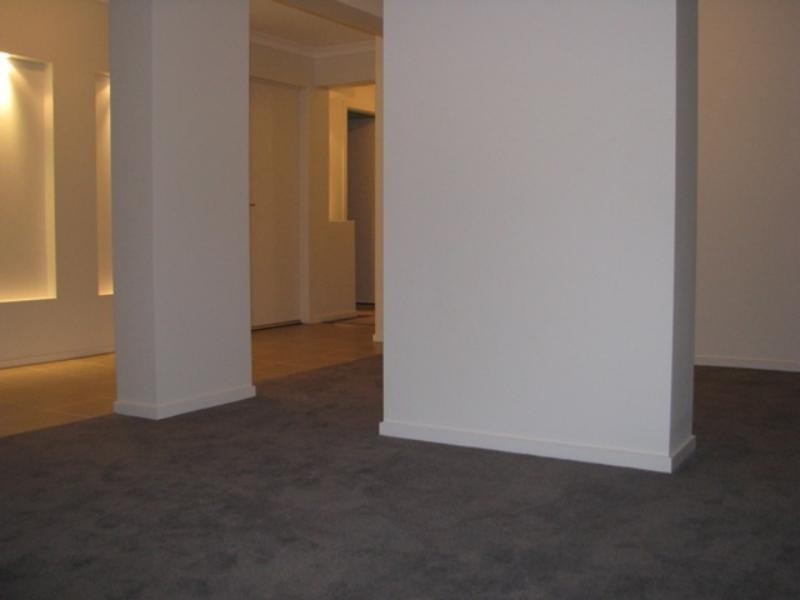 54 Pioneer Dr, Deer Park VIC 3023