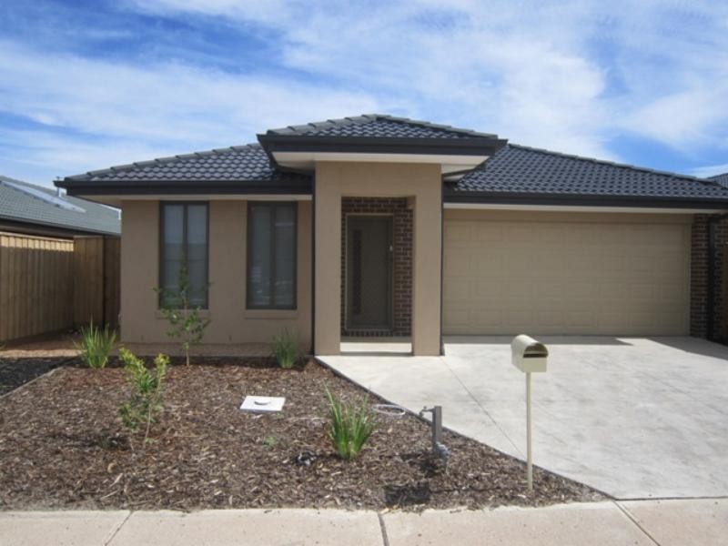 9 Bassetts  Ct, Doreen VIC 3754