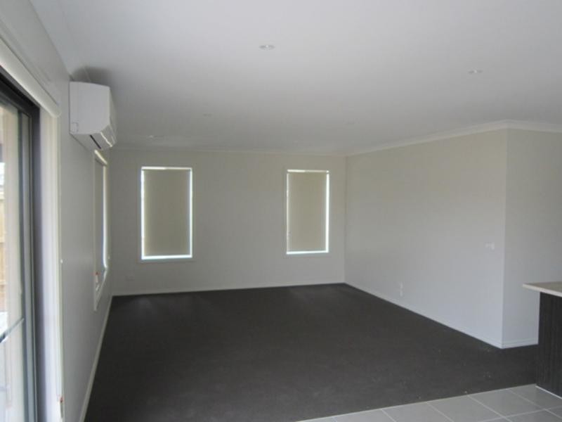 9 Bassetts  Ct, Doreen VIC 3754