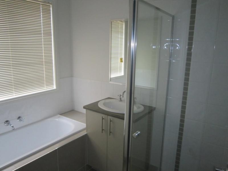 9 Bassetts  Ct, Doreen VIC 3754