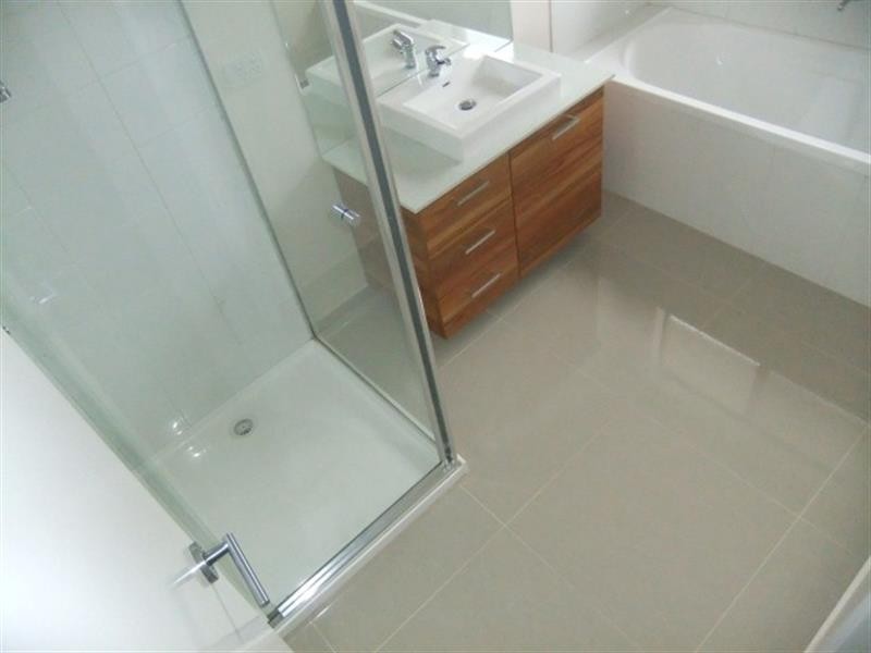 6  Saltash Dr, Sunbury VIC 3429