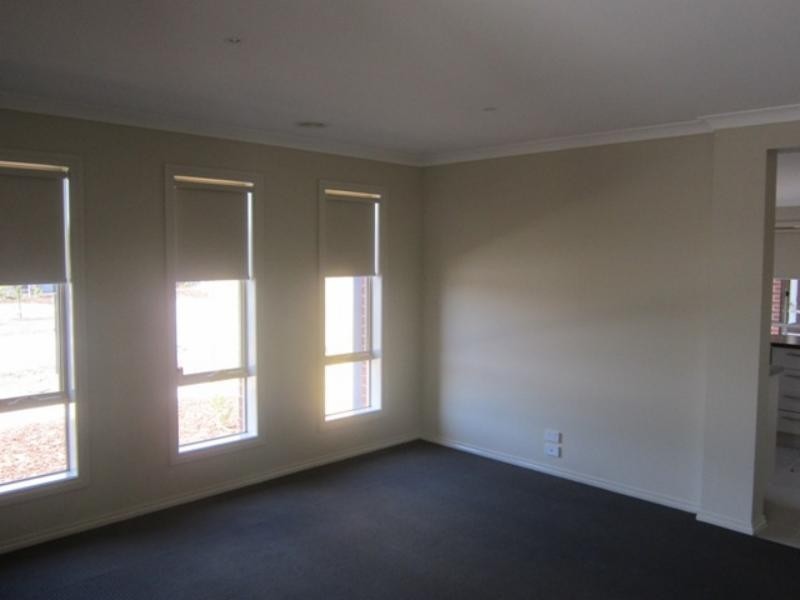 1  Aspect Way, Doreen VIC 3754