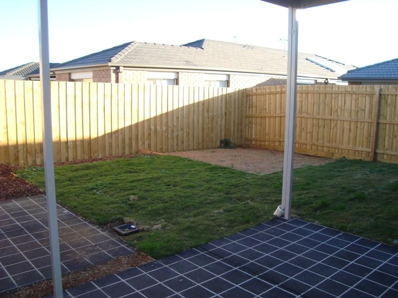 11 Dominion Tce, Truganina VIC 3029
