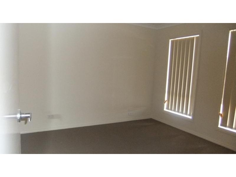 32 Barmera Way, Truganina VIC 3029