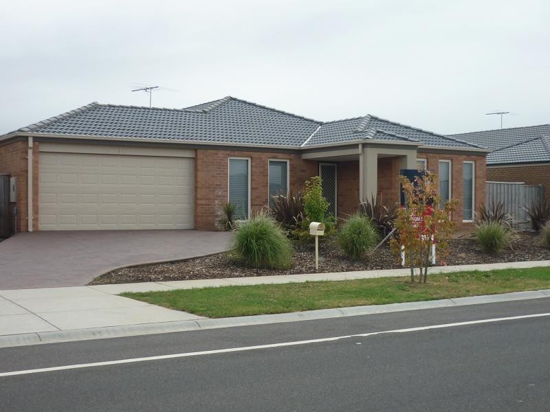 4 Wurundjeri Bvd, Berwick VIC 3806