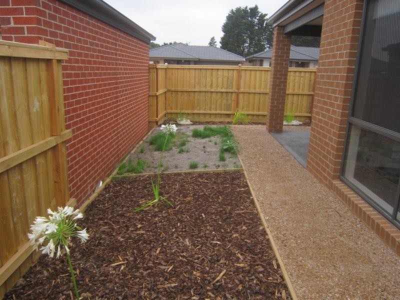 17 Bassetts Rd, Doreen VIC 3754