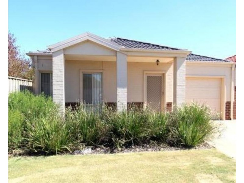 45/15 Crestmont Rd, Melton South VIC 3338