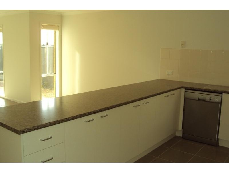 69 Sherrington Gra, Derrimut VIC 3030
