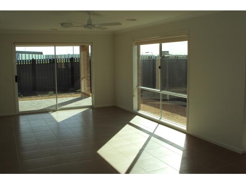 69 Sherrington Gra, Derrimut VIC 3030