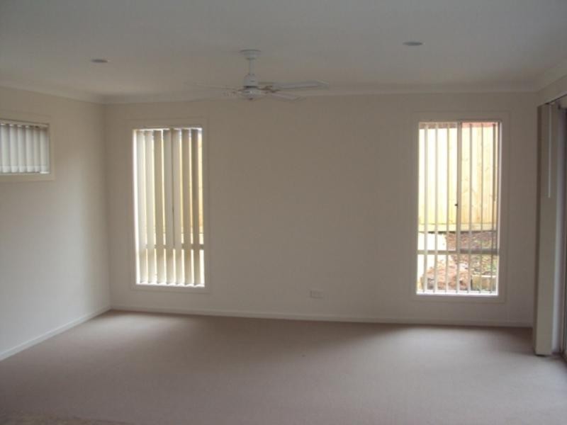 7 Leveque Loop, Craigieburn VIC 3064