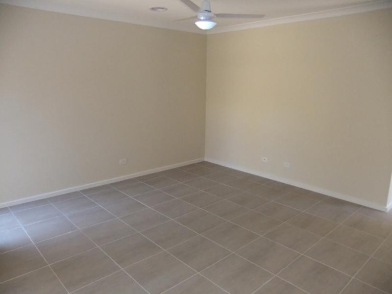 12 Gentle Wk, Doreen VIC 3754