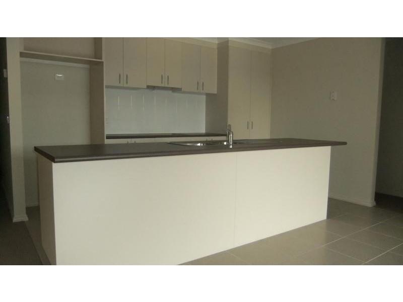 38 Barmera Way, Truganina VIC 3029