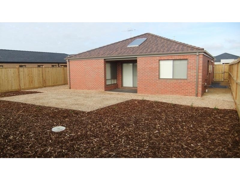 38 Barmera Way, Truganina VIC 3029