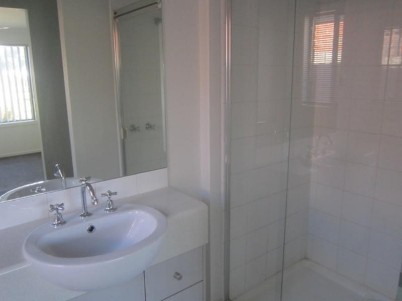 5 Dominion Tce, Truganina VIC 3029