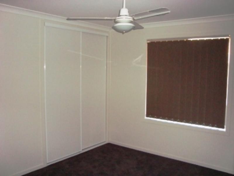 78 Hatchlands Dr, Deer Park VIC 3023