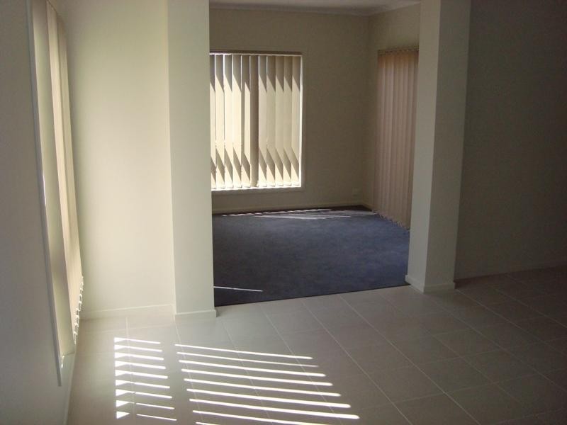 61 Mareeba Way, Craigieburn VIC 3064