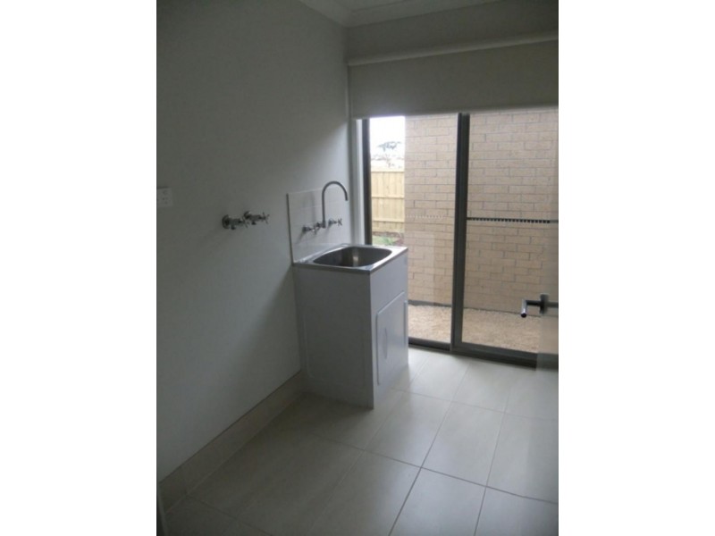 203 Saltwater Prom, Point Cook VIC 3030