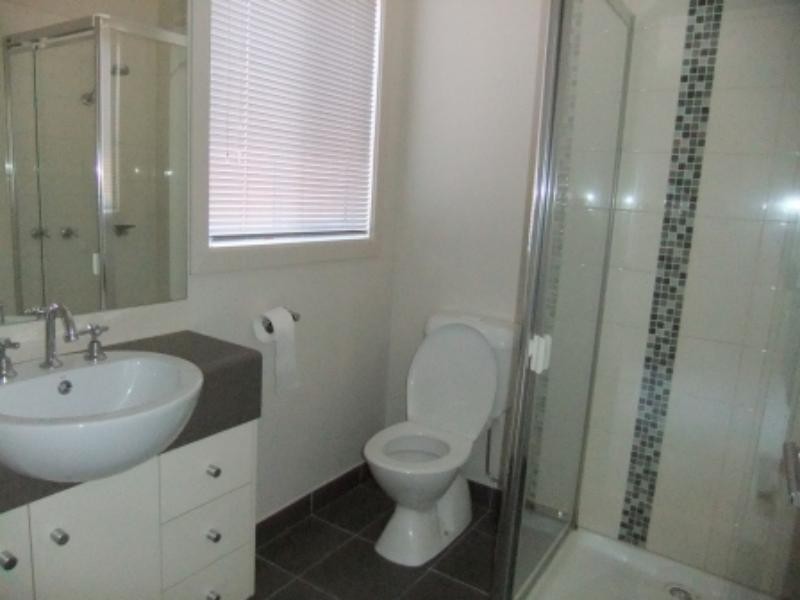 177 Riversdale  Dr, Tarneit VIC 3029