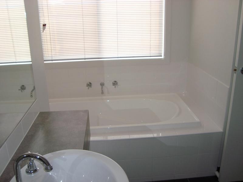 6 Andrew Rd, Truganina VIC 3029