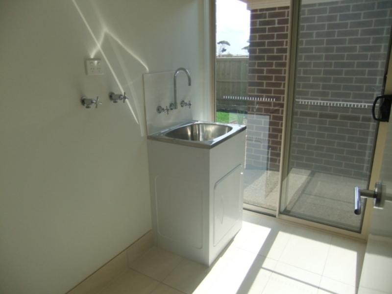 201 Saltwater Prom, Point Cook VIC 3030