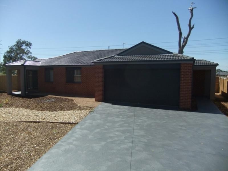 3 Treeview Dr, South Morang VIC 3752