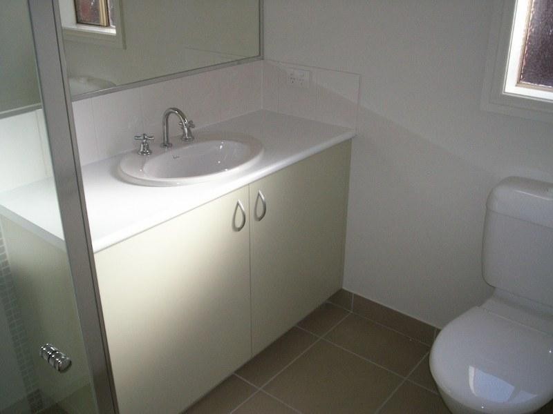 74 Hatchlands Dr, Deer Park VIC 3023