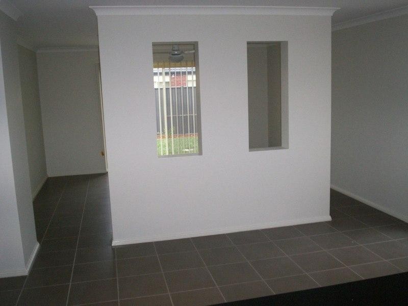 23 Bentley Dr, Deer Park VIC 3023