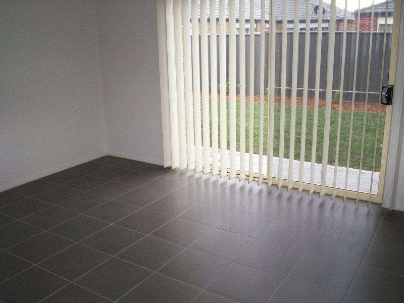 23 Bentley Dr, Deer Park VIC 3023