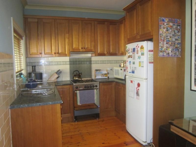 34 Leander  St, Footscray VIC 3011