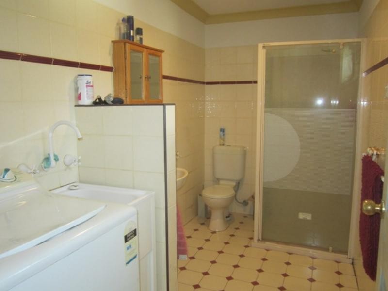 34 Leander  St, Footscray VIC 3011