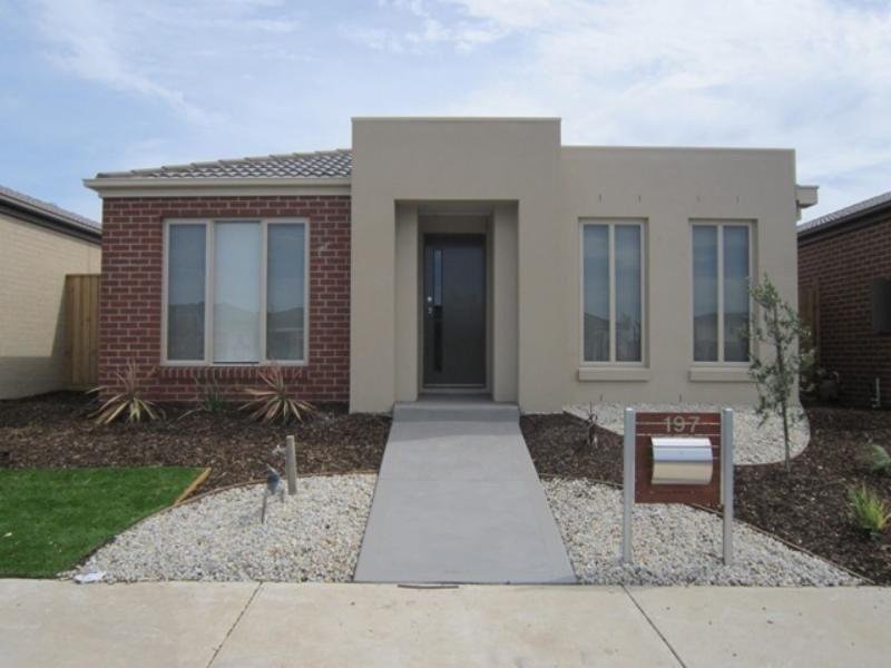 197 Saltwater Prom, Point Cook VIC 3030