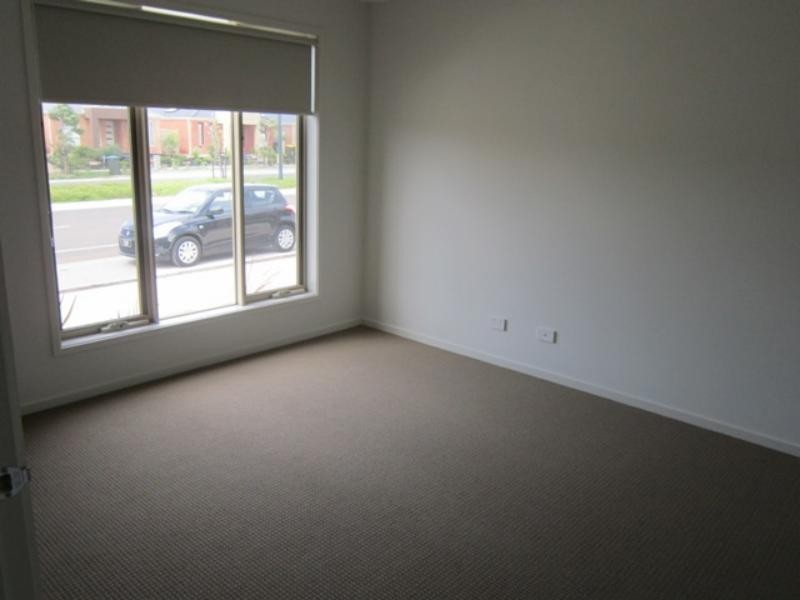 197 Saltwater Prom, Point Cook VIC 3030