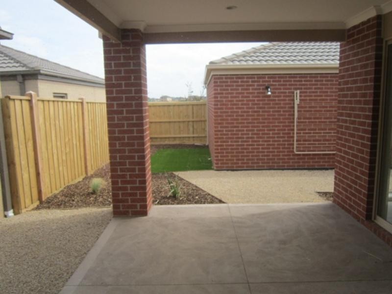 197 Saltwater Prom, Point Cook VIC 3030