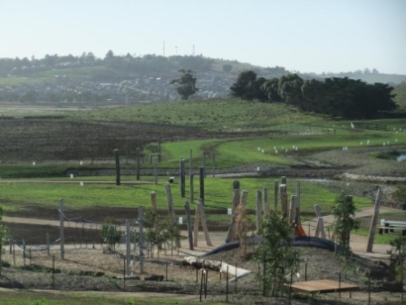 16 Waugh St, Sunbury VIC 3429