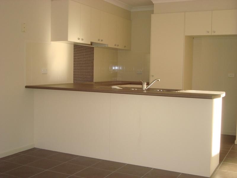 35 Dominion Tce, Truganina VIC 3029