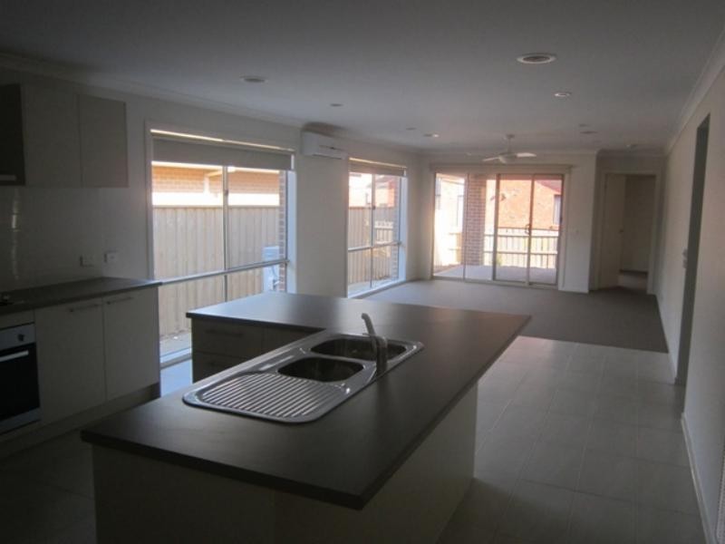 99 Sarissa St, Lalor VIC 3075
