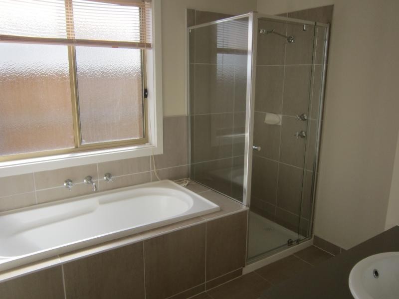 23 Dargo Cres, Doreen VIC 3754