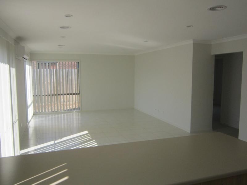 5 Getaway Dr, Doreen VIC 3754